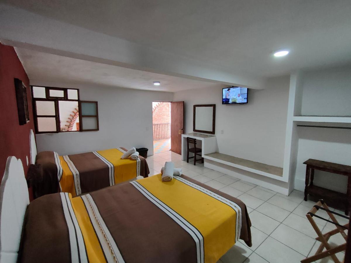 Hotel Hacienda Morales. グアナファト エクステリア 写真